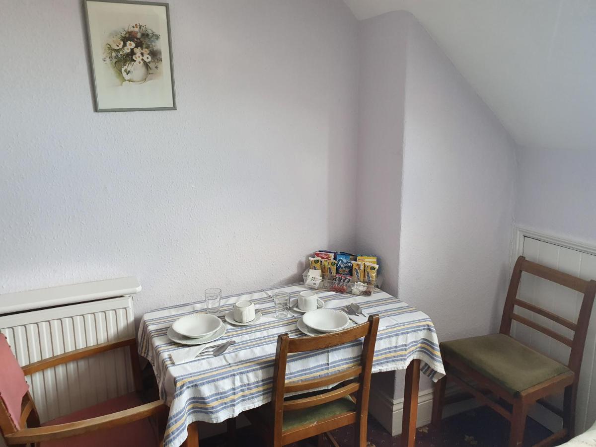 Dove Court Mini Lodge Almondsbury Εξωτερικό φωτογραφία