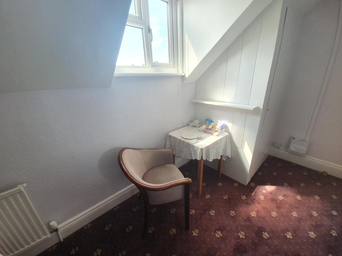 Dove Court Mini Lodge Almondsbury Εξωτερικό φωτογραφία