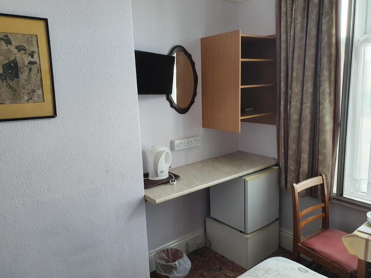 Dove Court Mini Lodge Almondsbury Εξωτερικό φωτογραφία